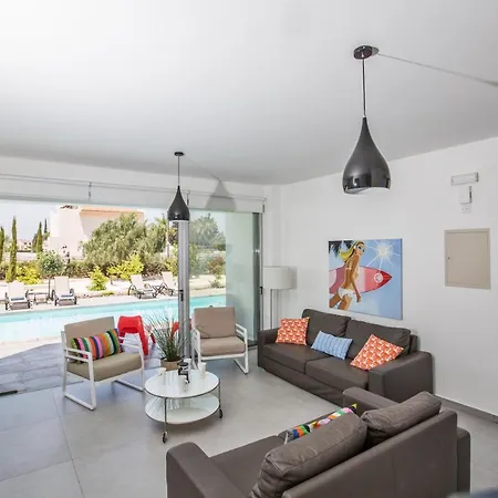 Greco Chloe Villas *